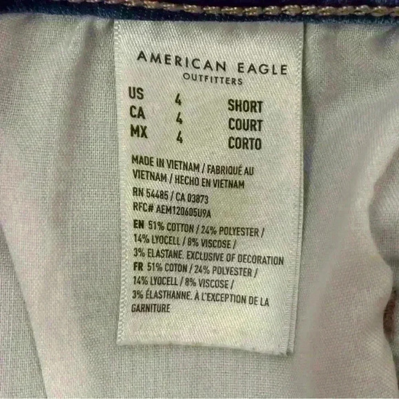 AMERICAN EAGLE Super High Rise Forever Soft Distressed Jegging Jean - Picture 9 of 10